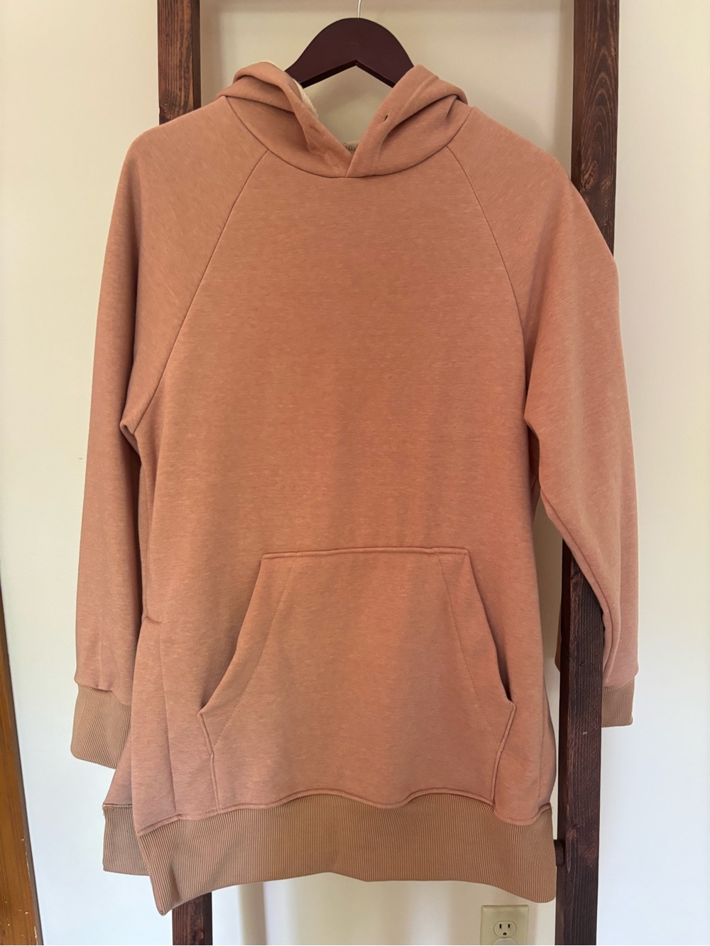 Warm Women's Hooded Sweatshirt in Dusty Peach/tan